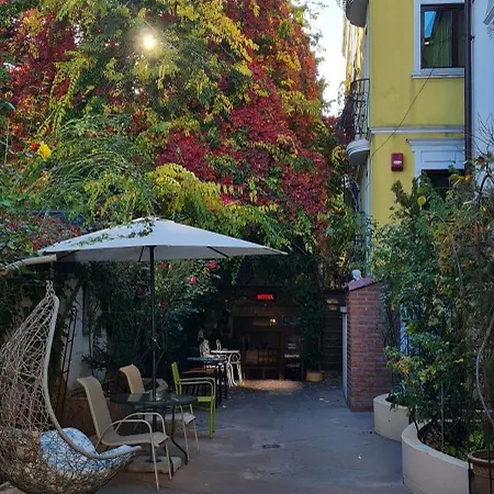 Casa Michelangelo Guest house