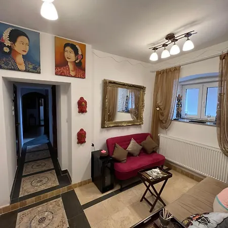 Casa Michelangelo 3* Бухарест